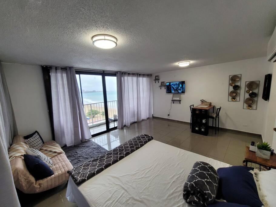 Coral Beach Studio W/ Ocean View San Juan Exterior foto